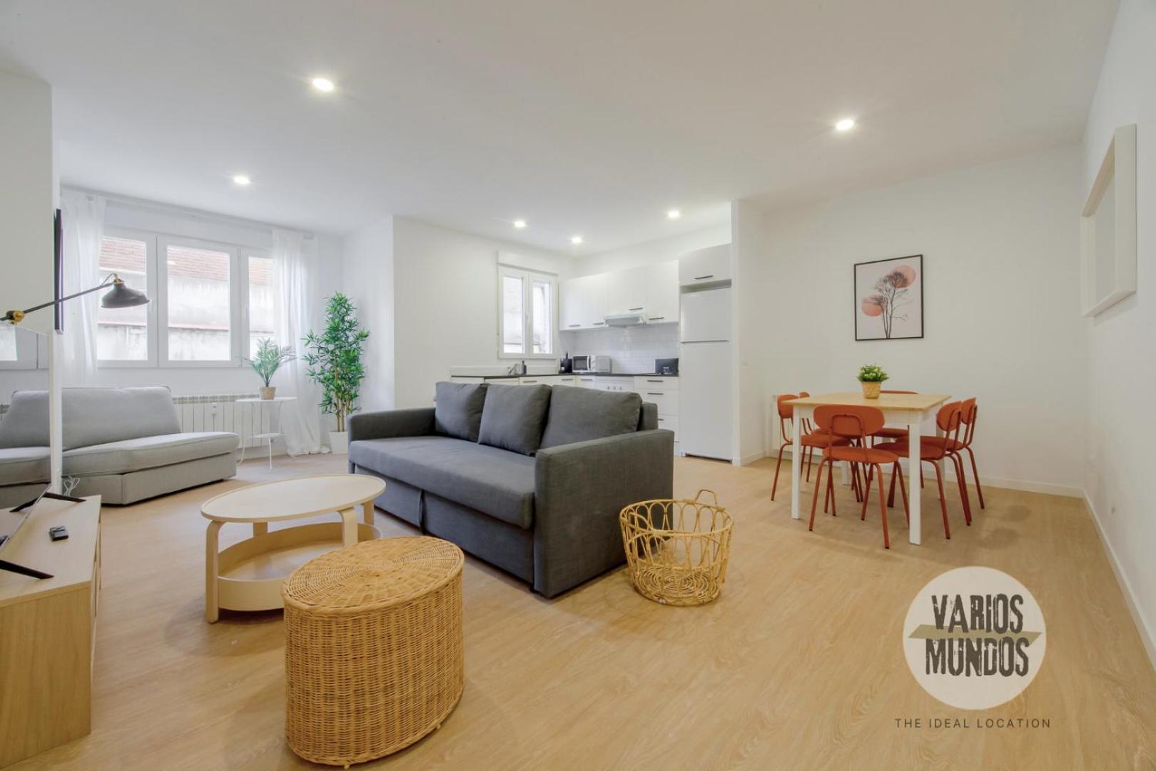Escapada Con Parking Para 3, Vive La Latina Madrid Luaran gambar