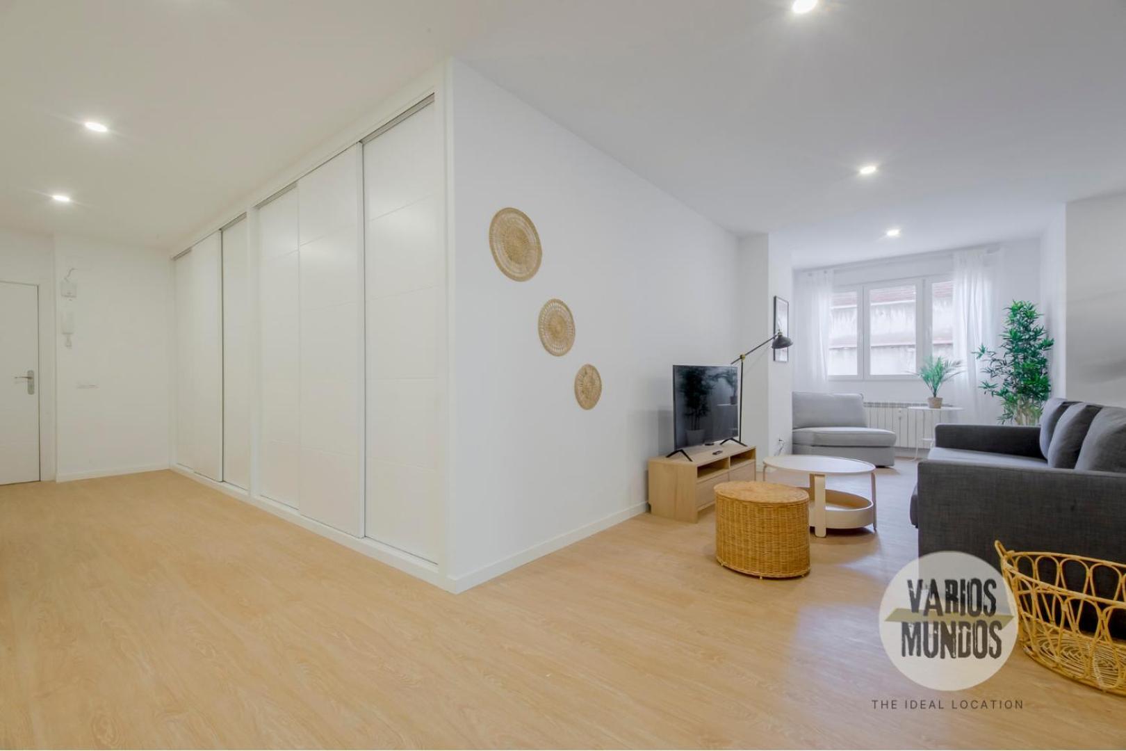 Escapada Con Parking Para 3, Vive La Latina Madrid Luaran gambar