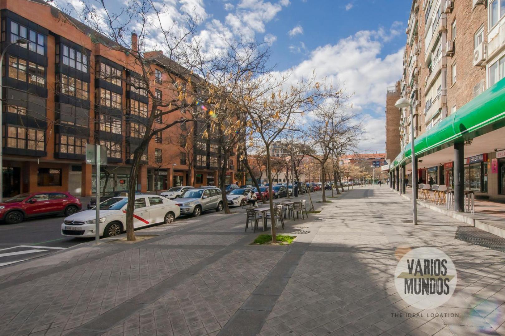 Escapada Con Parking Para 3, Vive La Latina Madrid Luaran gambar
